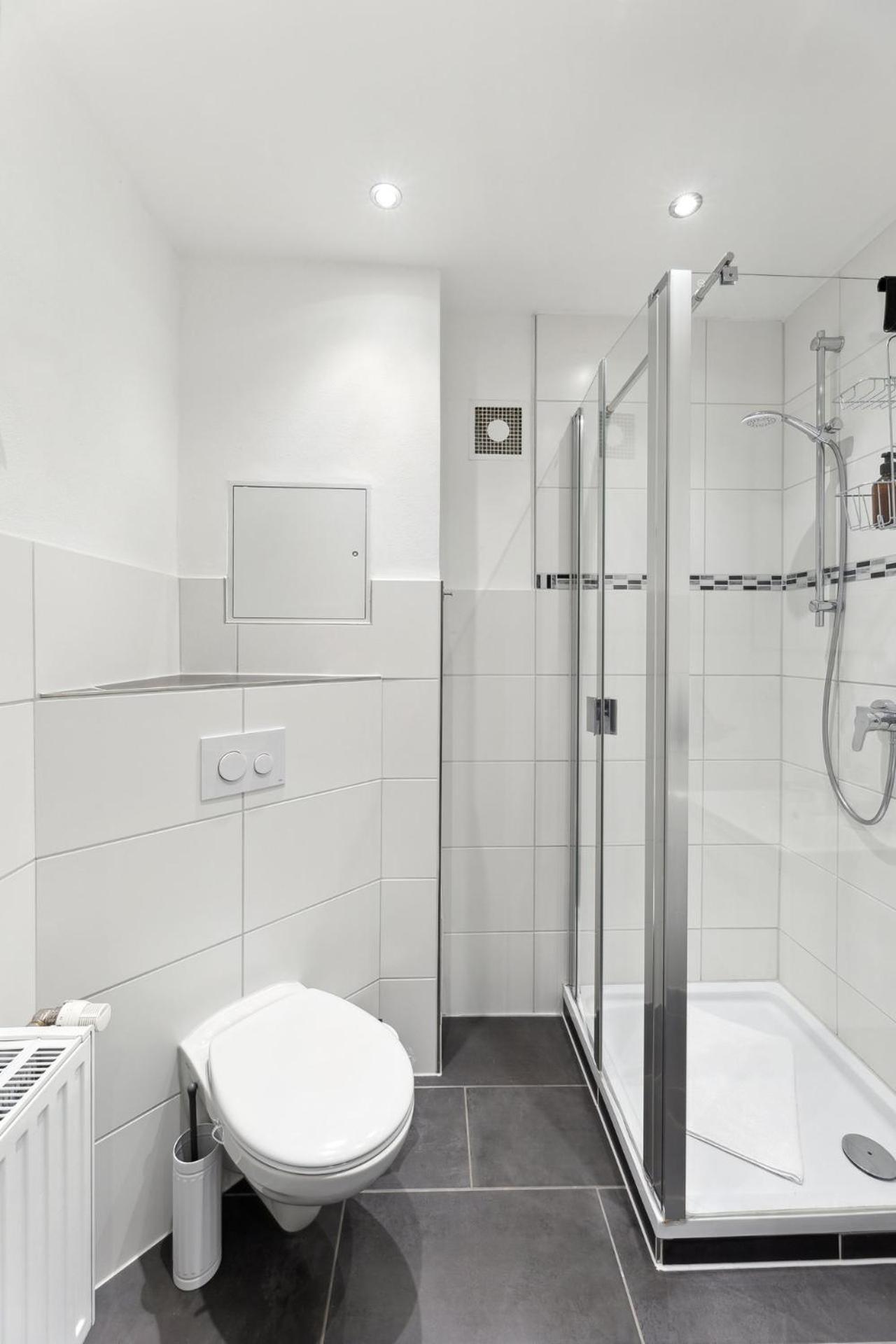 Sali Homes - Charming Studio Apartment In Heart Of Bayreuth With Balcony Exterior photo