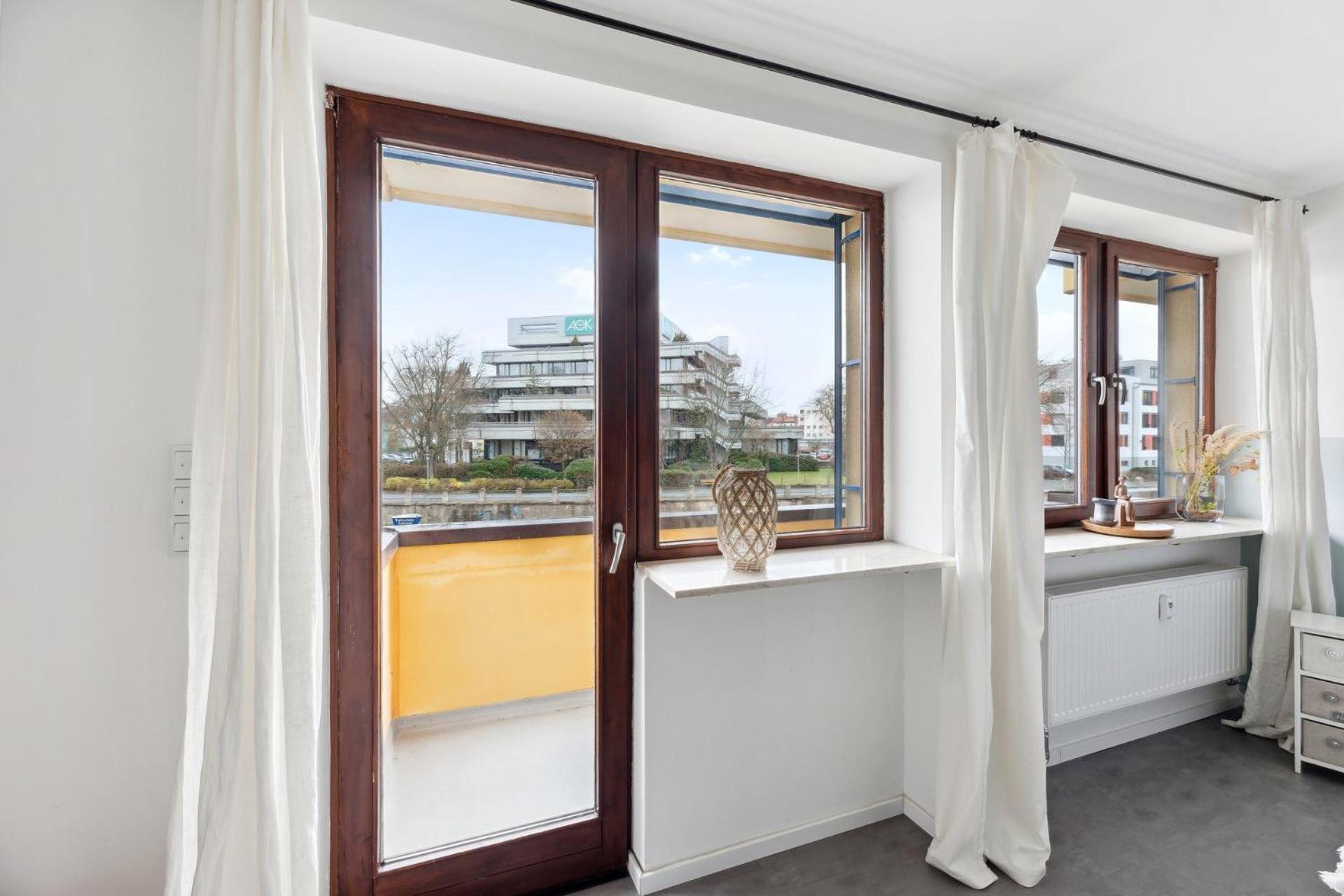 Sali Homes - Charming Studio Apartment In Heart Of Bayreuth With Balcony Exterior photo